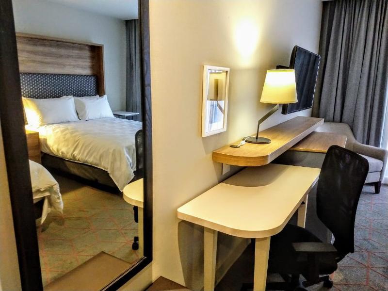 Holiday Inn & Suites - Aguascalientes By Ihg Dış mekan fotoğraf
